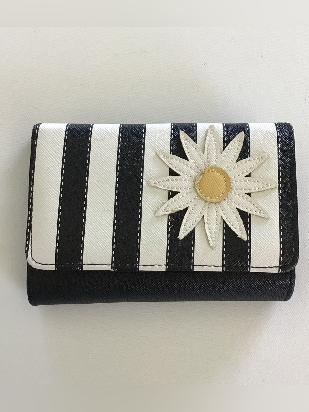 Safe Keeper Black & White Stripe Daisy RFID Trifold Wallet